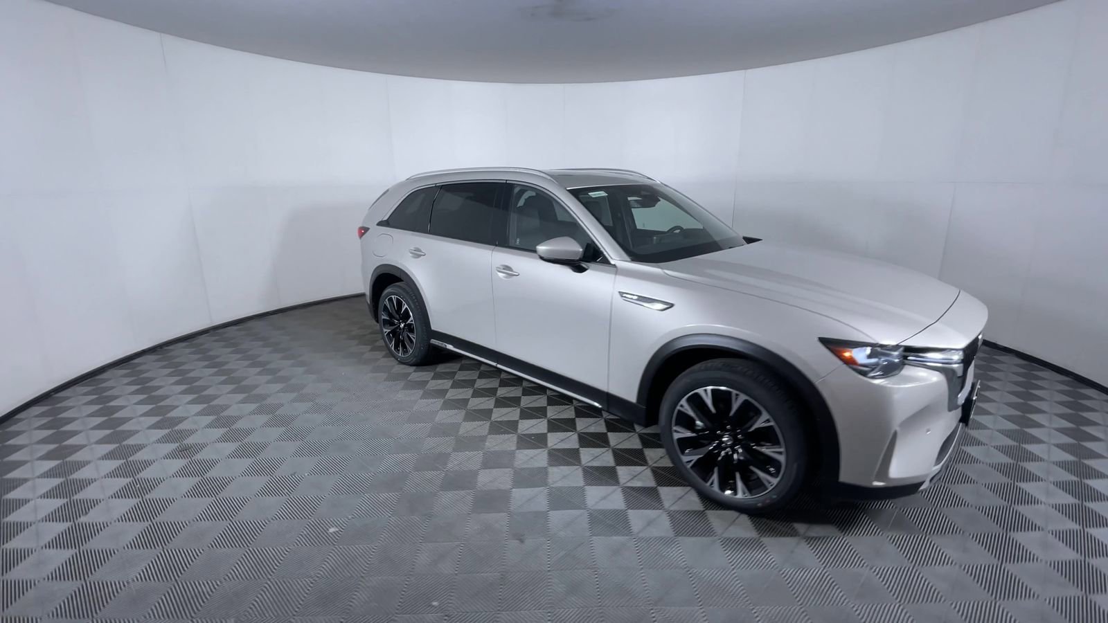 New 2026 Platinum Quartz Metallic Mazda Premium Plus image 2