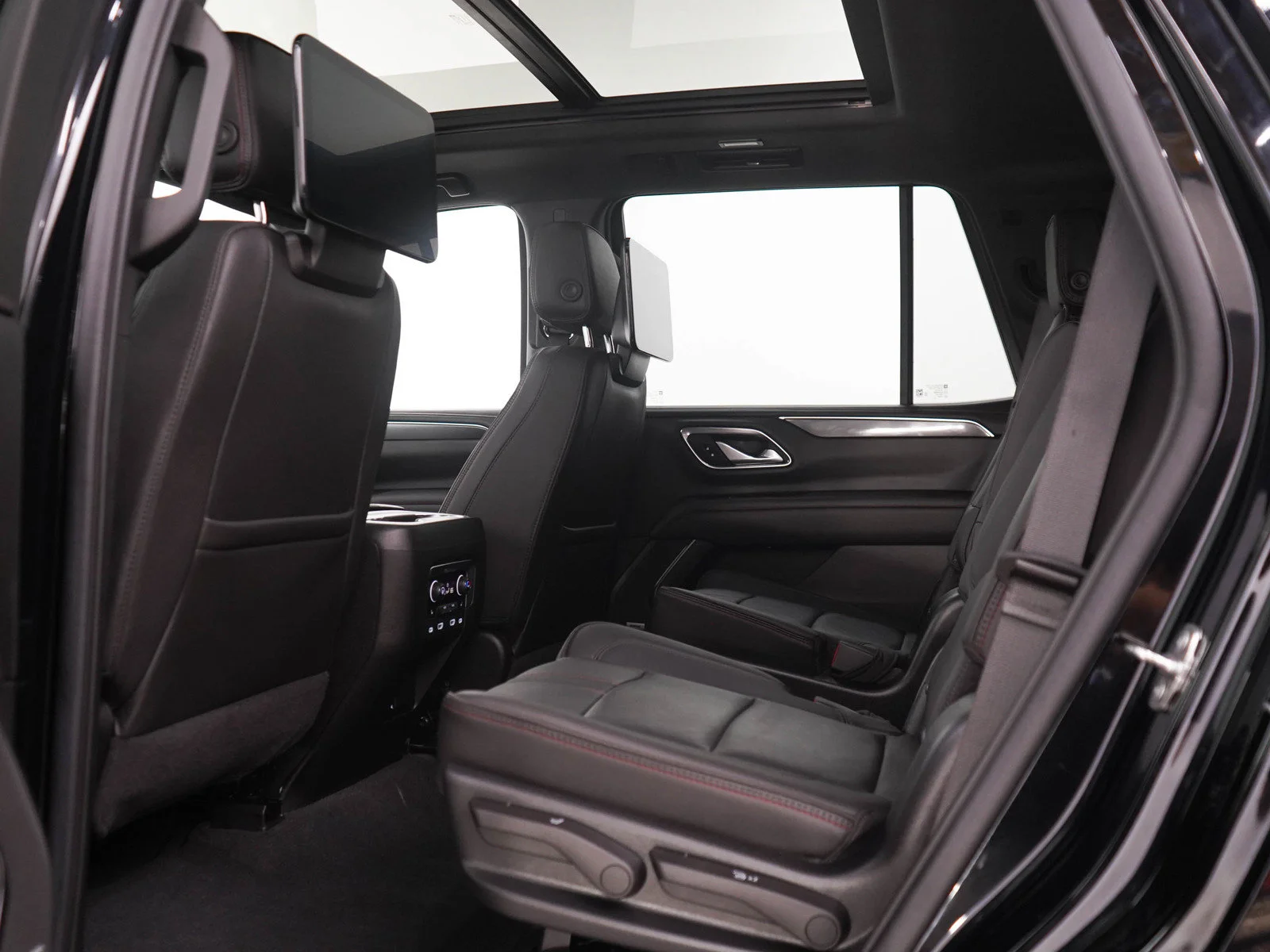 Used 2022 Black Chevrolet RST image 20