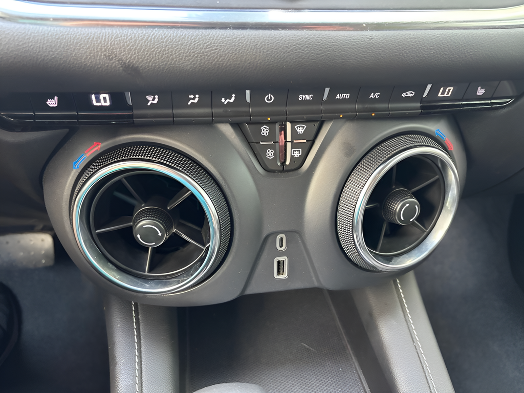 Used 2025 Gray Chevrolet LT image 27
