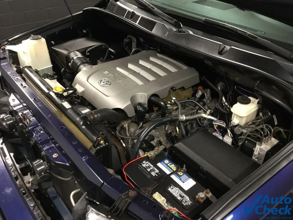 Used 2010 Blue Toyota Limited image 49
