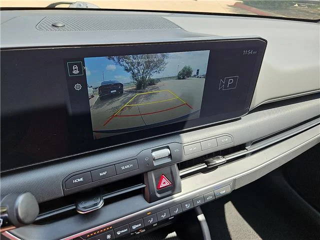 Used 2025 Aurora Black Pearl KIA LX image 16