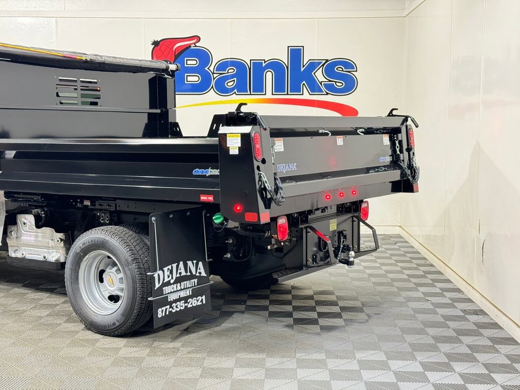 2024 Chevrolet Silverado 3500HD Work Truck photo 4