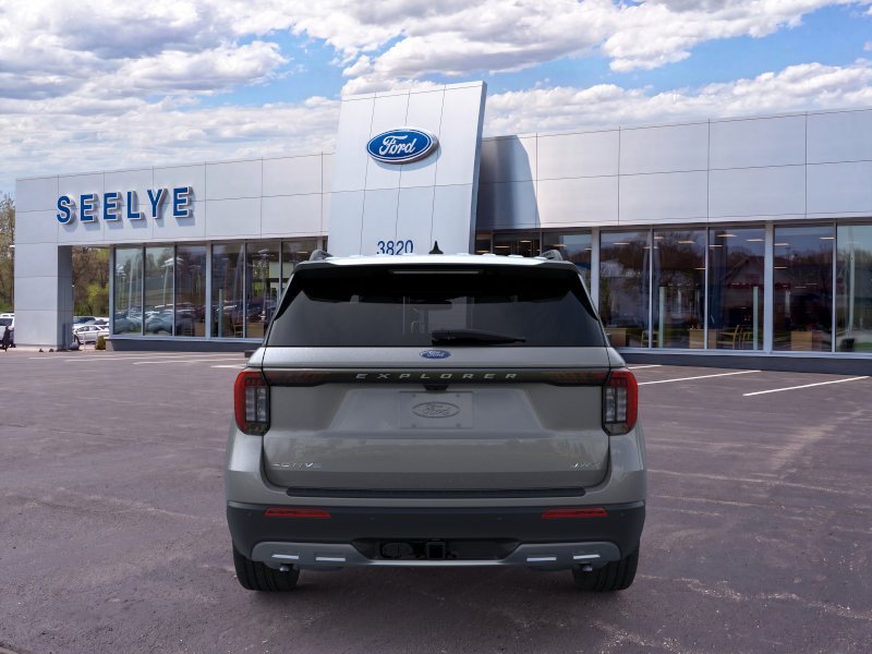 2026 Ford Explorer Active - Photo 6