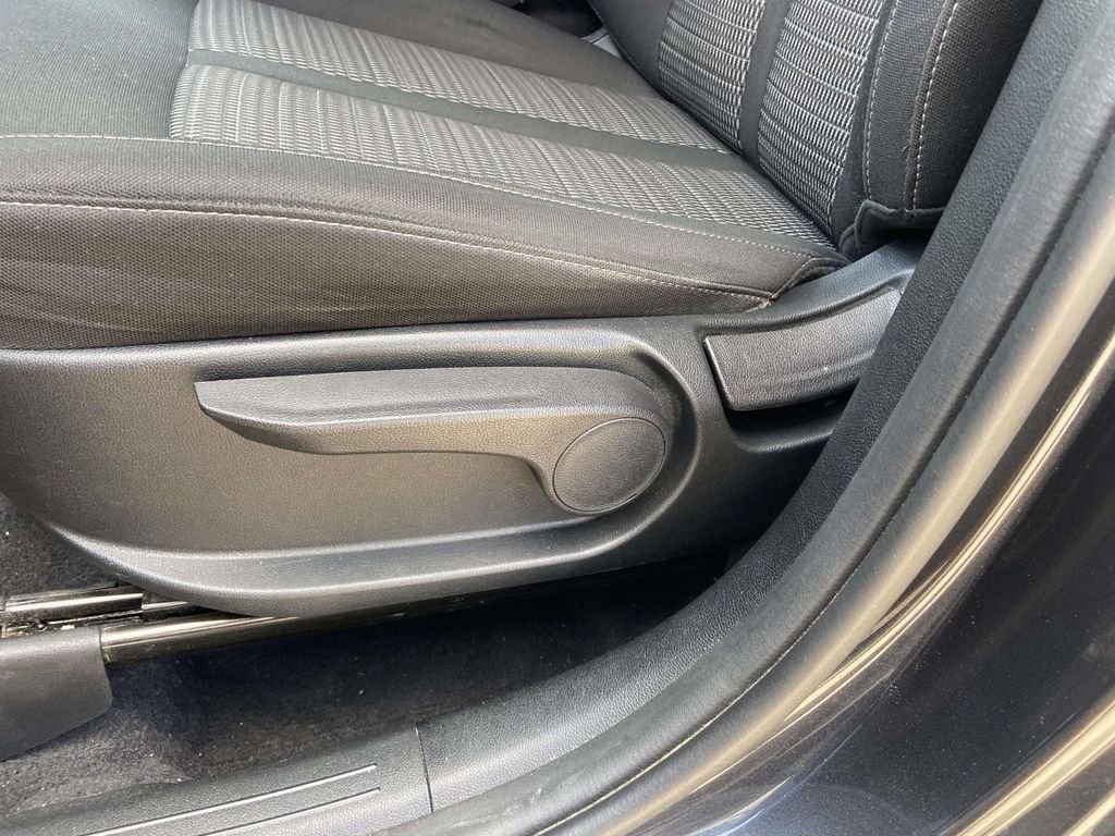 Used 2022 Gray Kia LX image 14