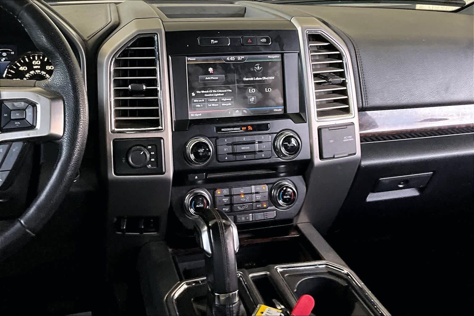 Used 2015 Magnetic Metallic Ford Platinum image 6