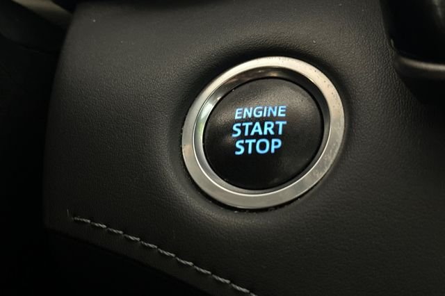 Certified Used 2020 Silver Toyota XLE image 28