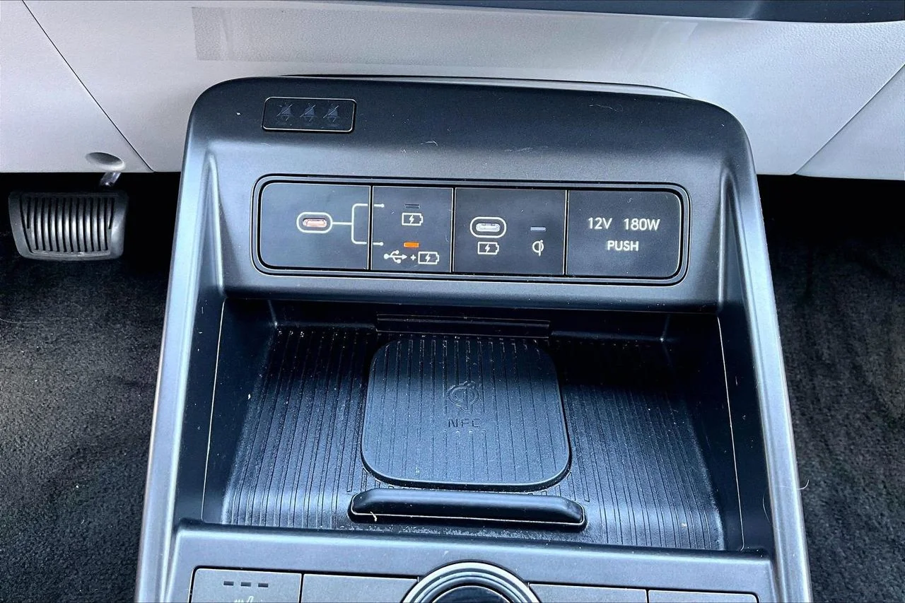Certified Used 2024 Gray Hyundai SEL image 17