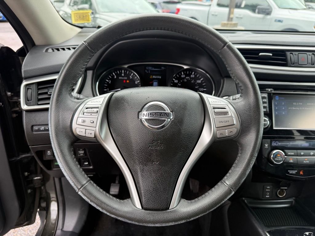 Used 2015 Midnight Jade Nissan SL image 10