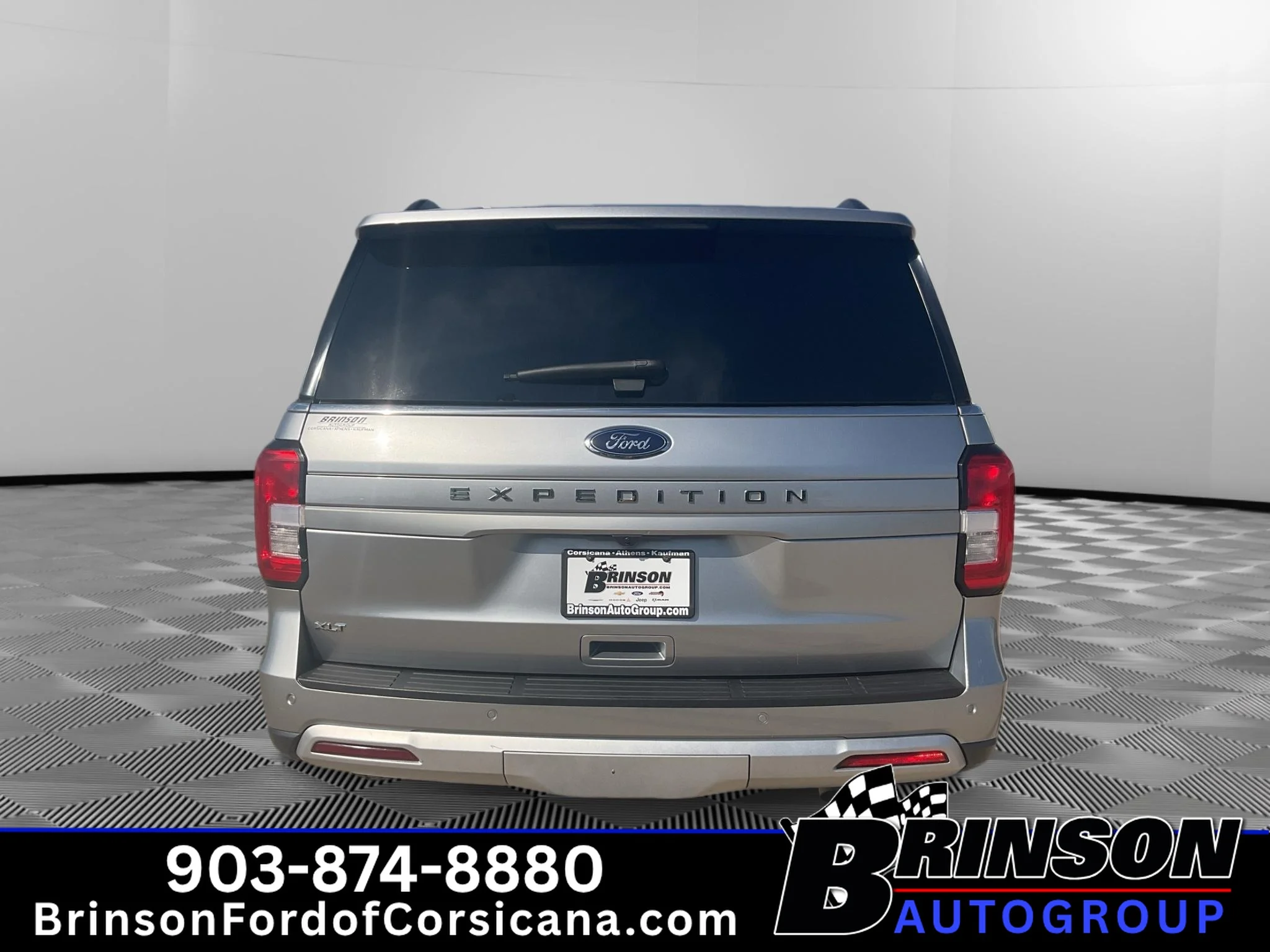 Used 2023 Iconic Silver Metallic Ford XLT image 6
