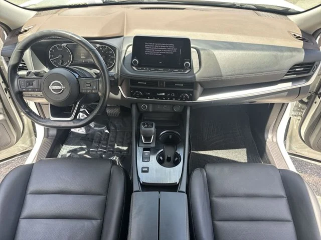 Used 2023 White Nissan SV image 9