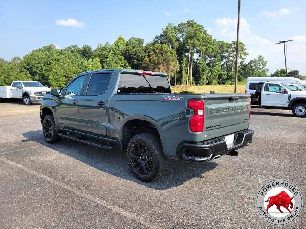 Used 2025 Gray Chevrolet Custom Trail Boss image 3