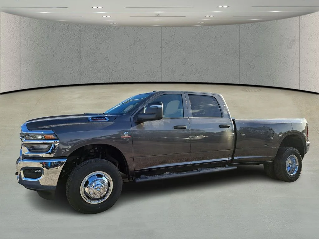 New 2026 Granite Crystal Metallic Clear-Coat Exterior Paint RAM Tradesman image 9