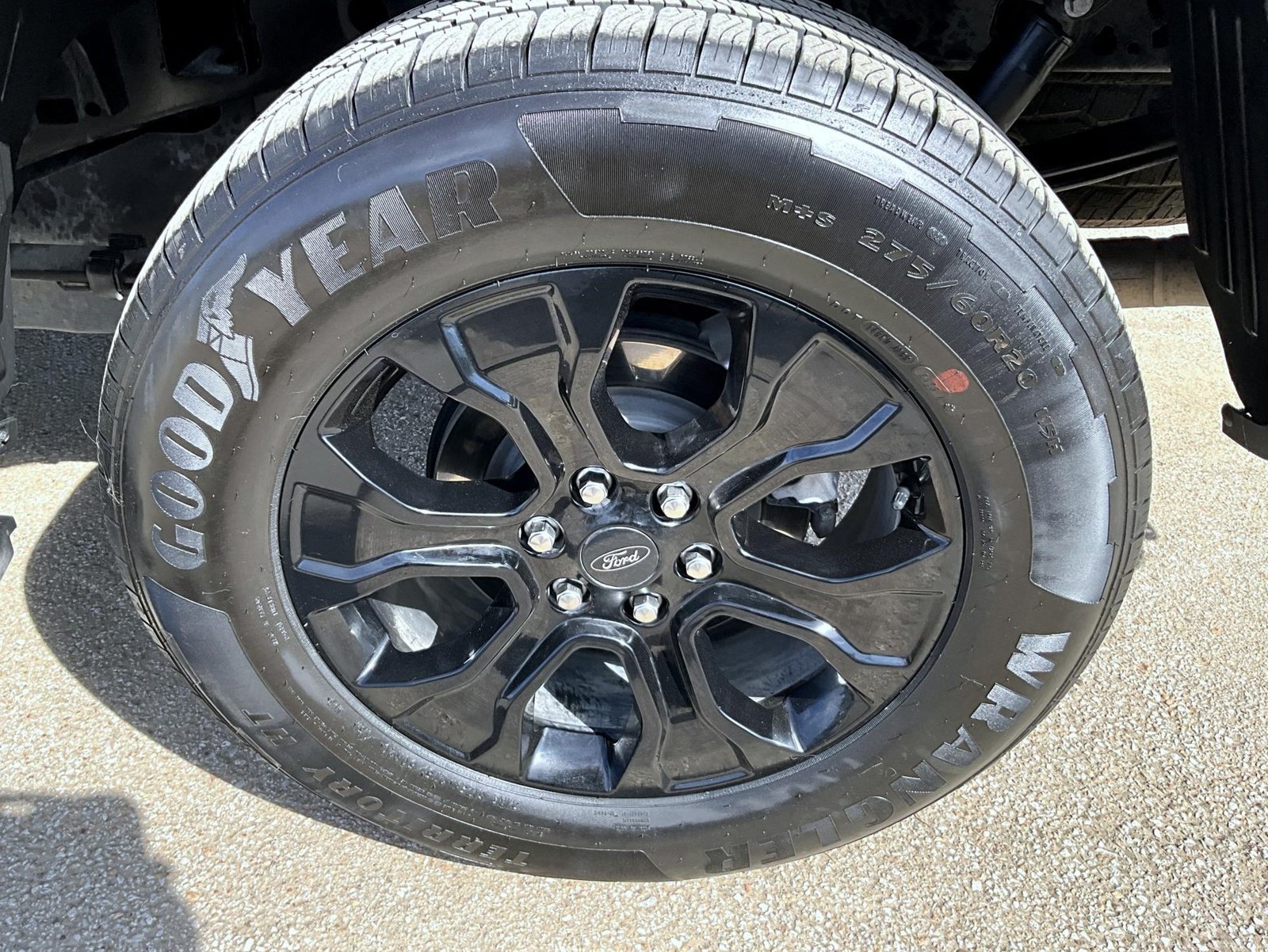Used 2023 Gray Ford Lariat image 26