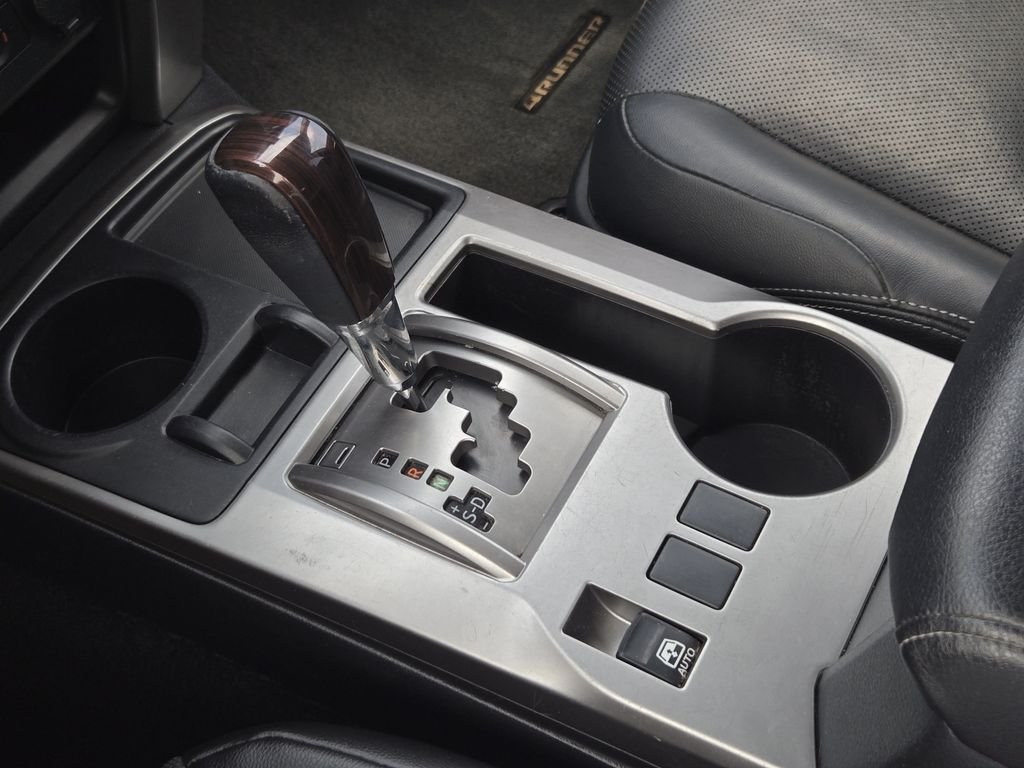 Used 2016 Gray Toyota Limited image 21