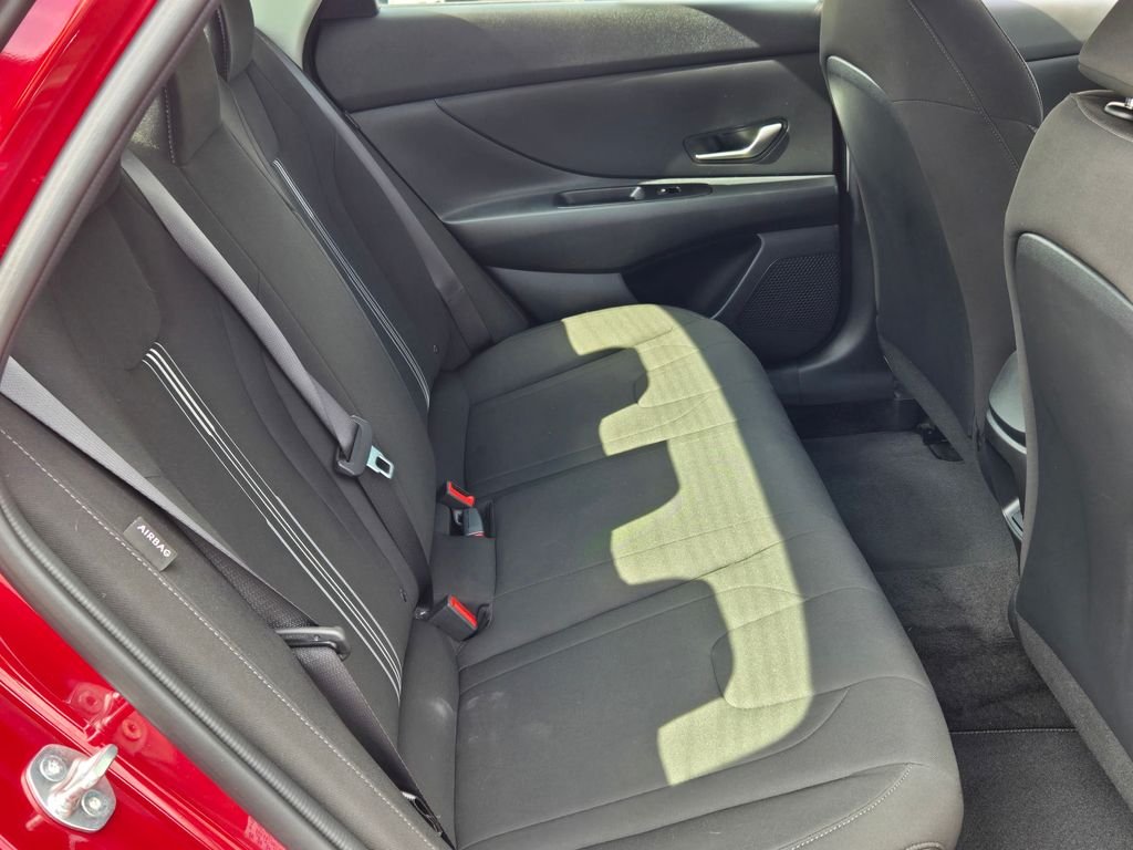 2024 Hyundai Elantra SEL - Photo 14