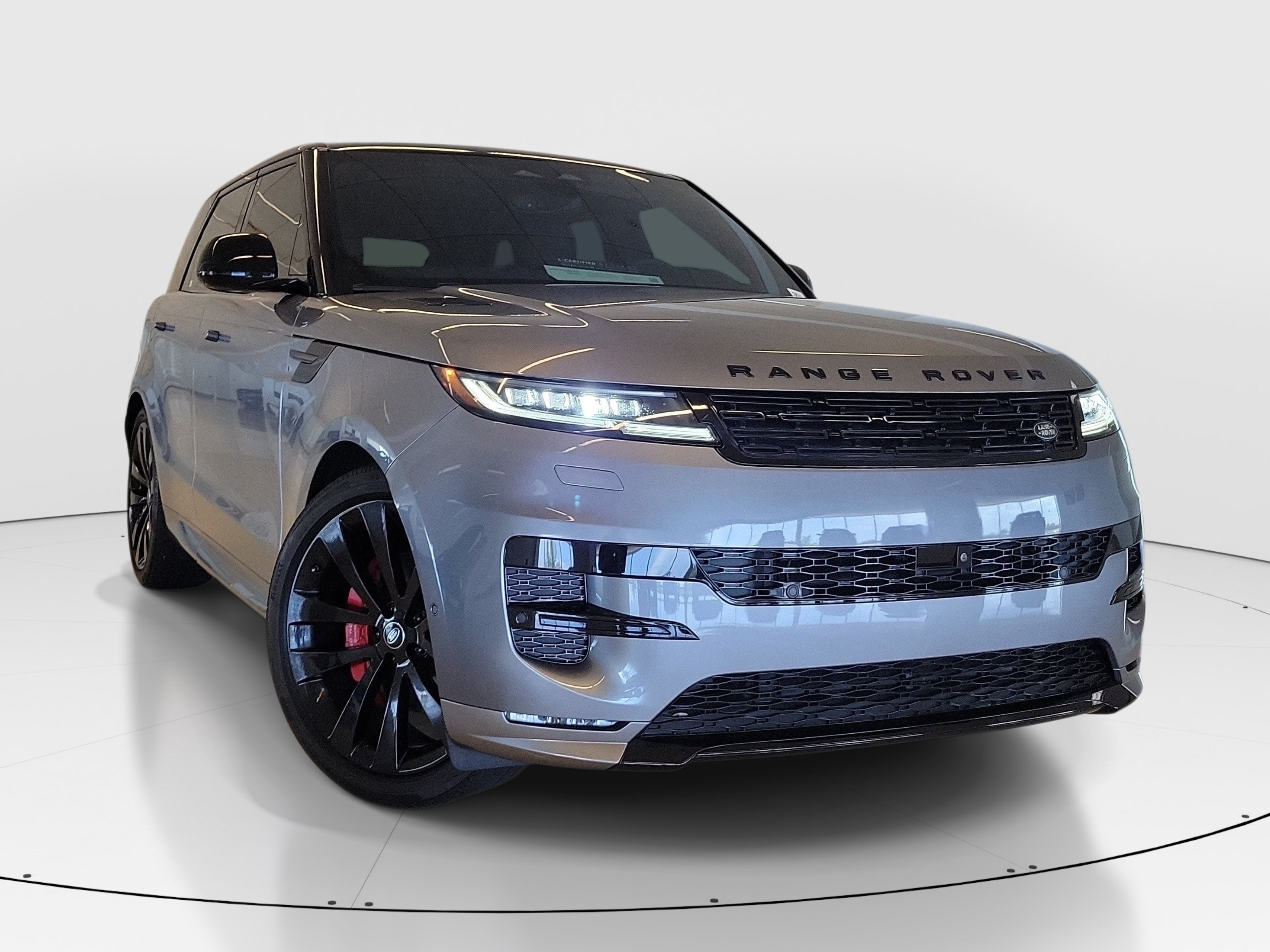 Used 2025 Eiger Grey Metallic Land Rover Dynamic SE image 2