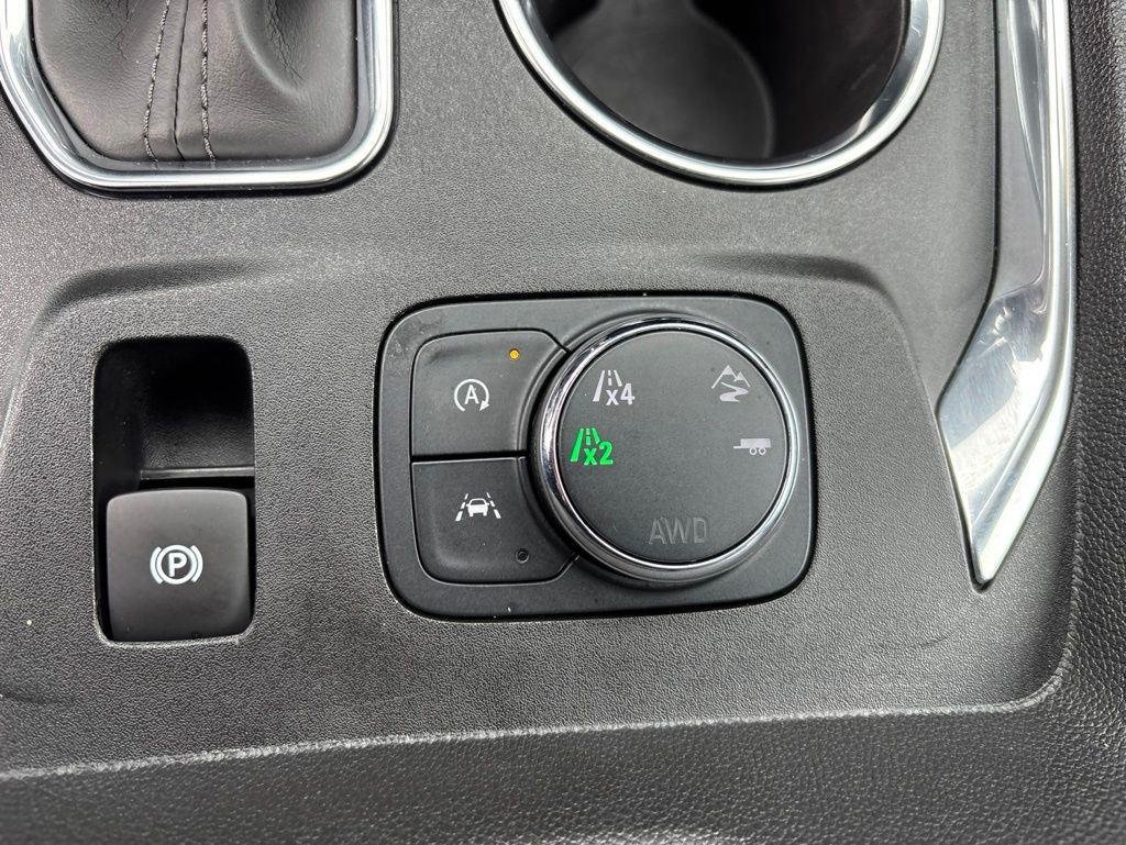 Used 2023 Black Metallic Chevrolet Premier image 28