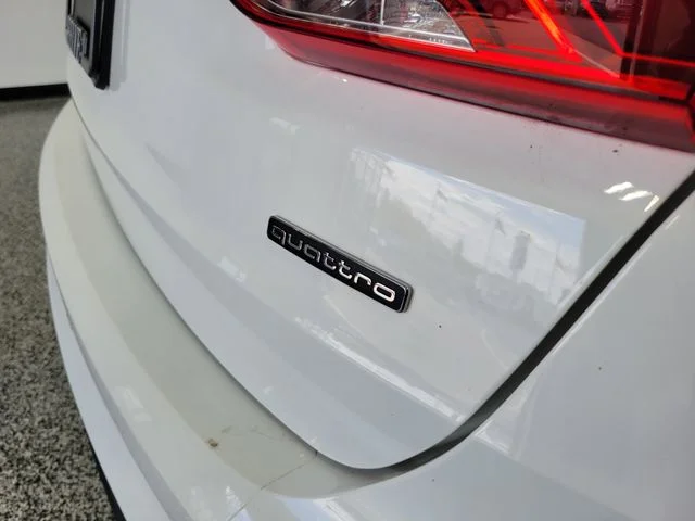 Used 2020 White Audi Premium S line image 27