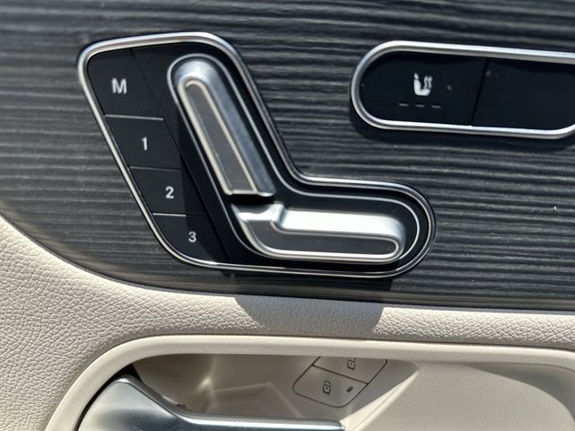 Used 2023 Blue Mercedes-Benz GLA 250 image 16