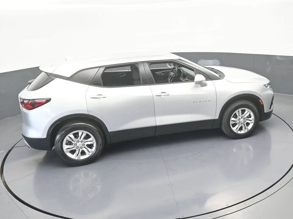 Used 2019 Silver Ice Metallic Chevrolet L image 46