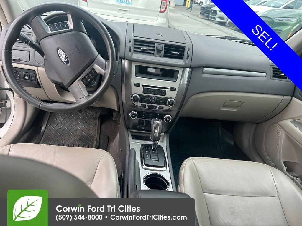 Used 2012 White Ford SEL image 11