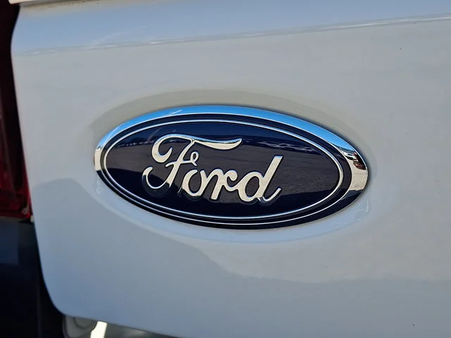 Used 2026 White Metallic Ford Platinum image 30