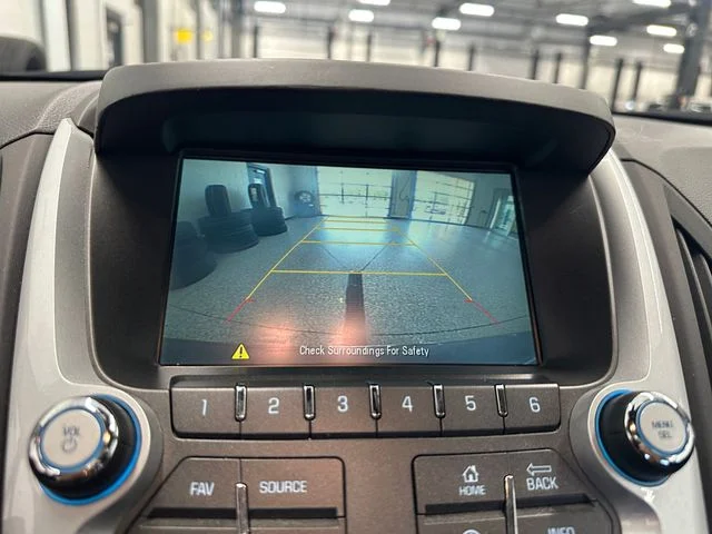 Used 2015 Green Chevrolet LT image 25