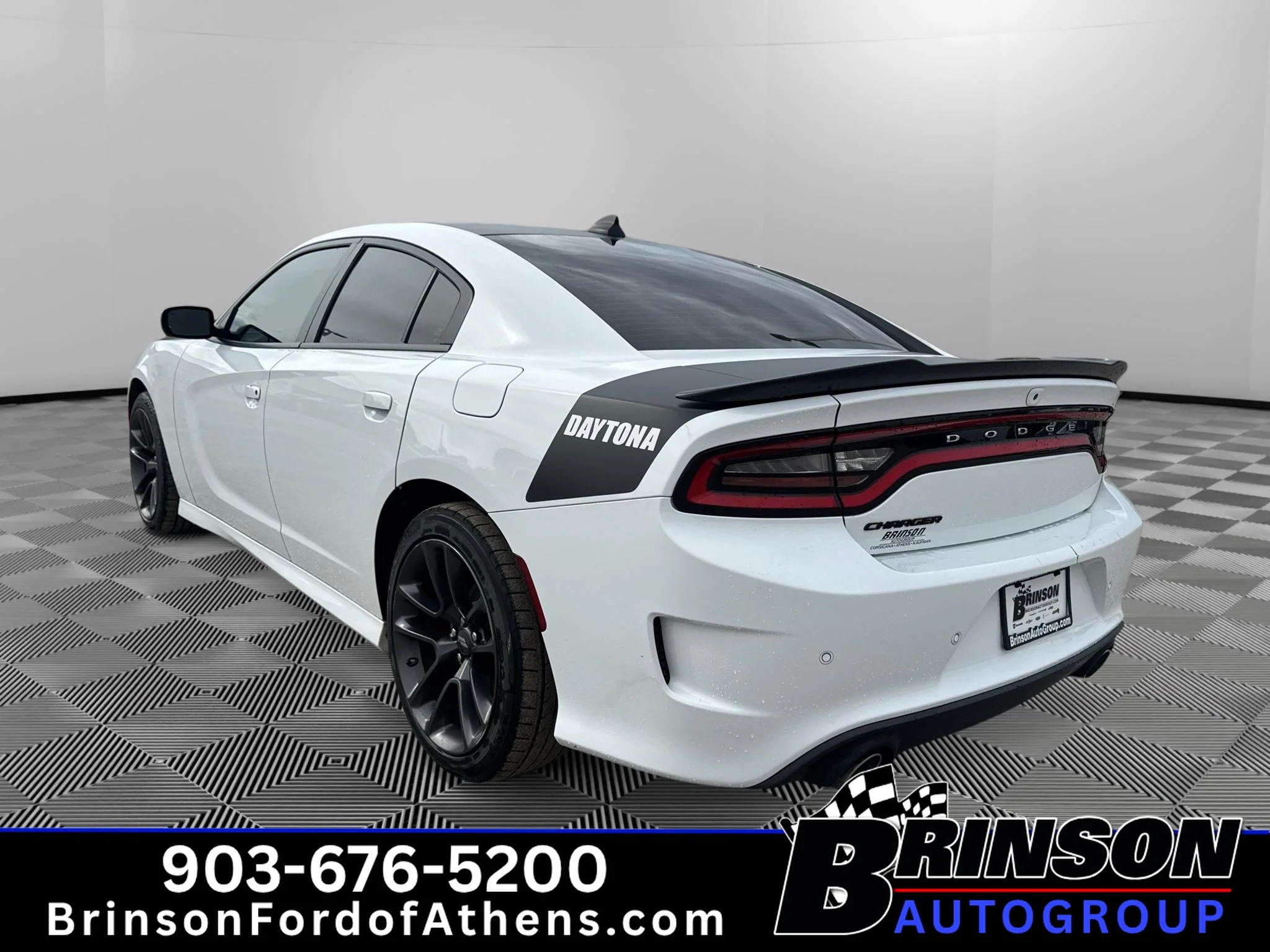 Used 2021 White Knuckle Clearcoat Dodge R/T image 7