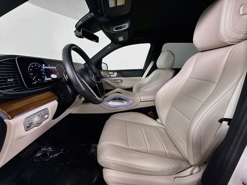 Used 2025 White Mercedes-Benz GLS 450 image 21