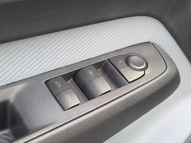 New 2027 Sterling Grey Metallic Chevrolet LT image 15