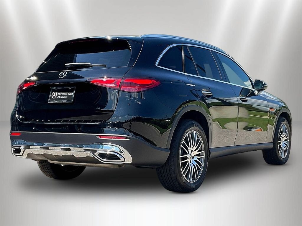 Used 2026 Black Mercedes-Benz GLC 300 image 7