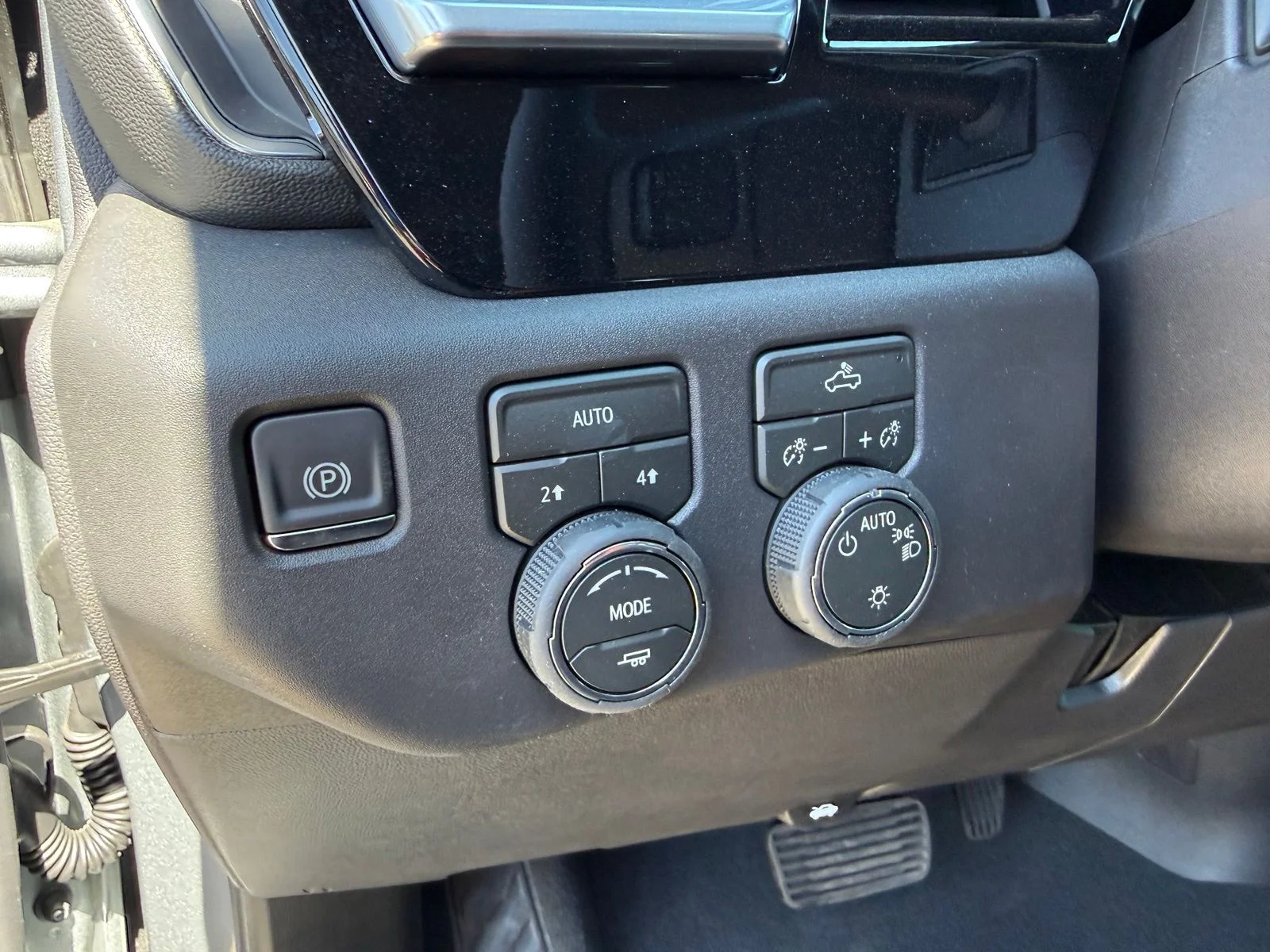 New 2026 Gray Chevrolet LT image 14