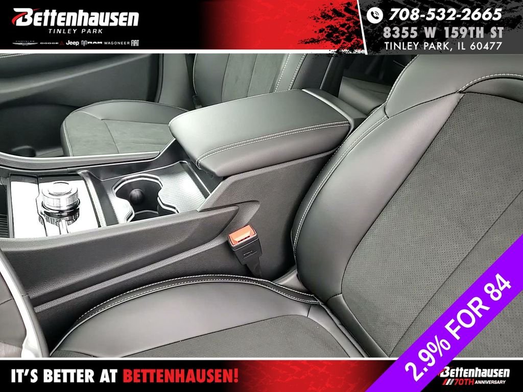 New 2026 Baltic Gray Metallic Clear-Coat Exterior Paint Jeep Altitude image 22