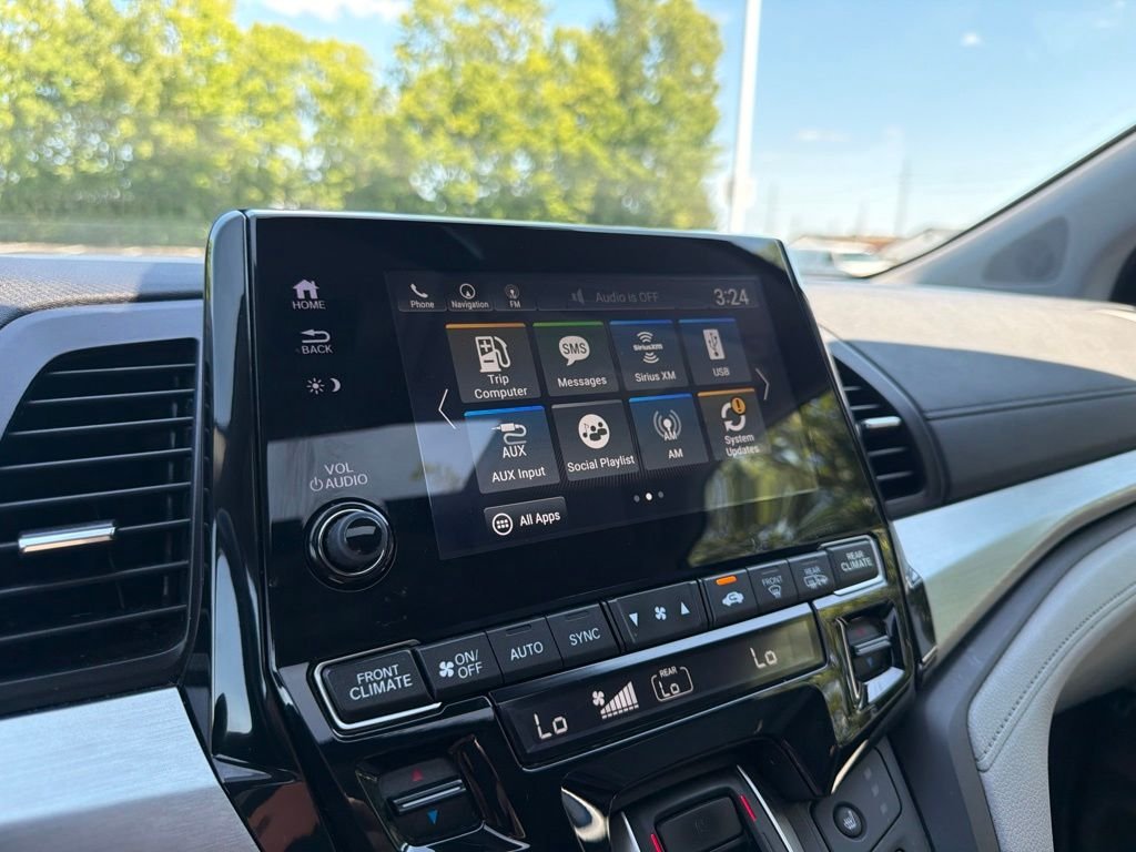 Certified Used 2018 Modern Steel Metallic Honda EX-L image 34