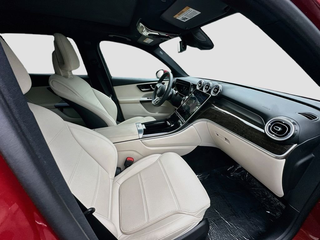 Certified Used 2026 Red Mercedes-Benz GLC 300 image 30