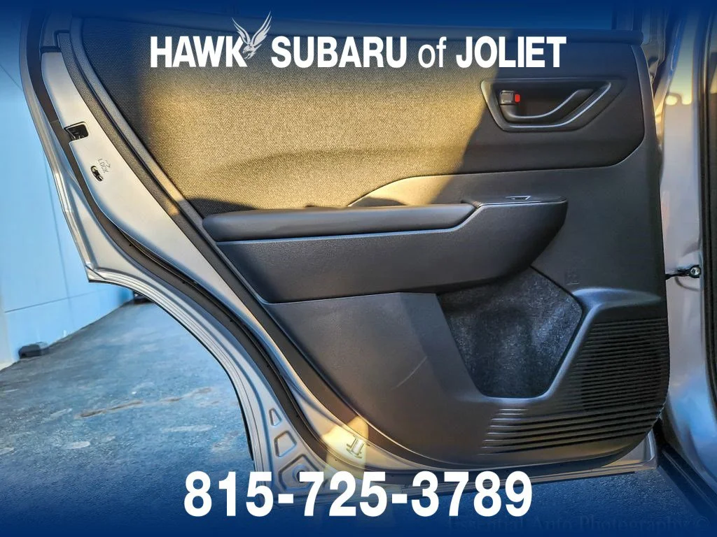 Used 2026 Ice Silver Metallic Subaru Limited image 18