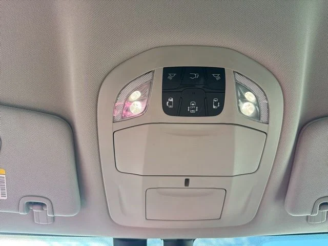 Used 2018 Black Chrysler Limited image 29