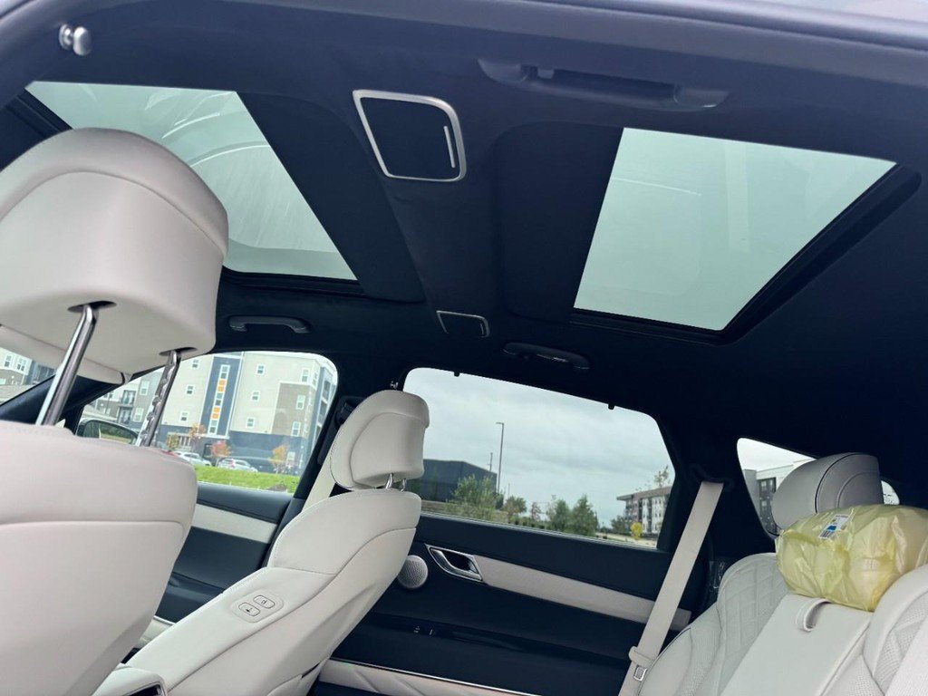 New 2027 Bering Blue Genesis 3.5T Prestige image 8