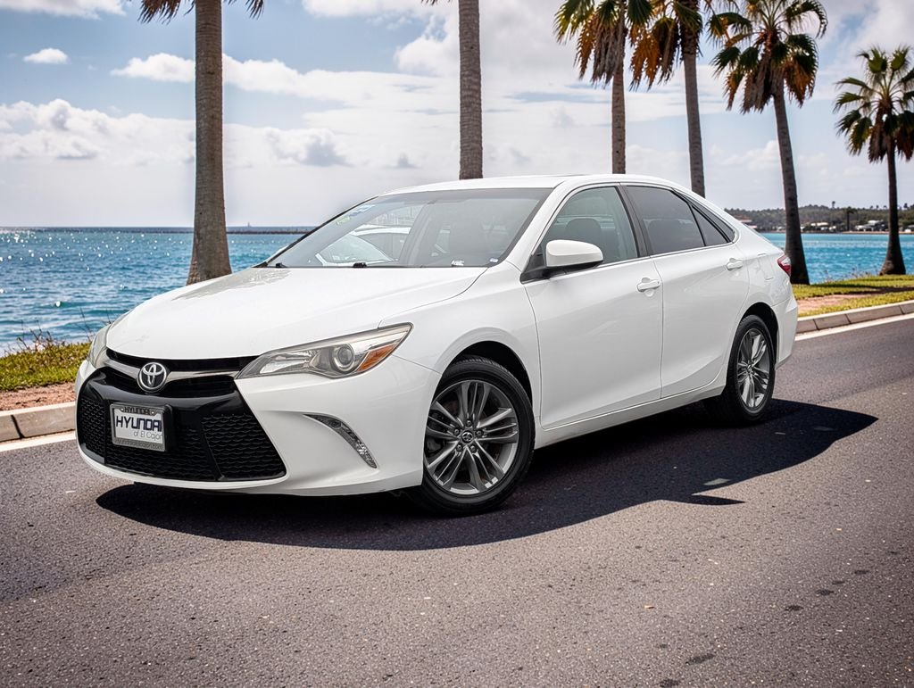 Used 2015 White Toyota SE image 2