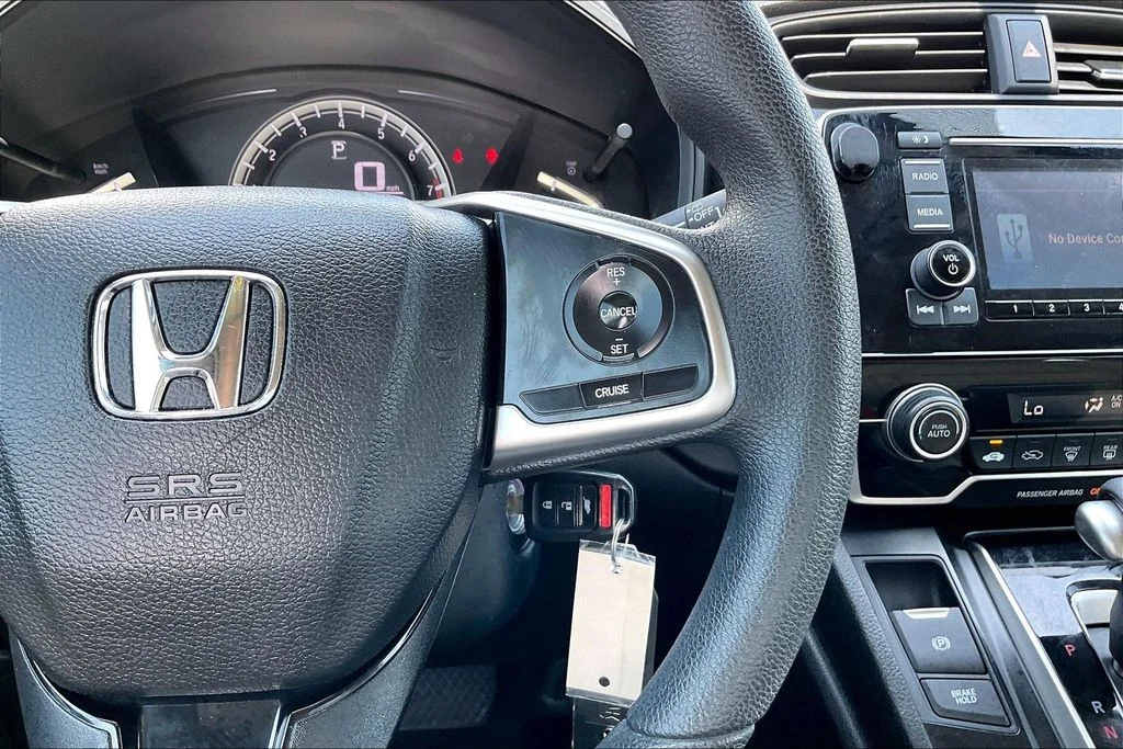 Used 2018  Honda LX image 11