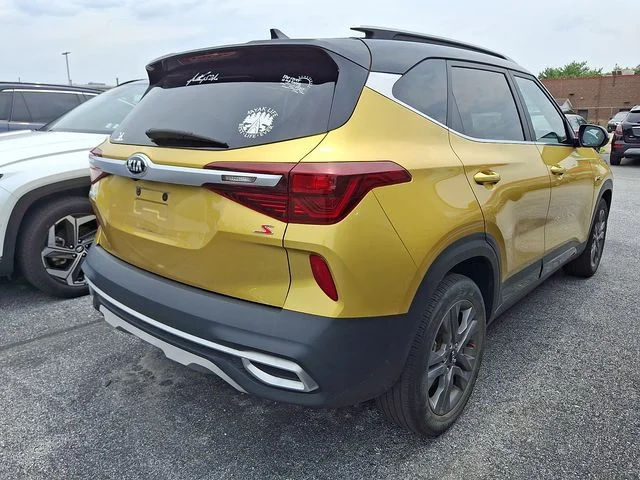 Used 2021 Yellow Kia S image 10