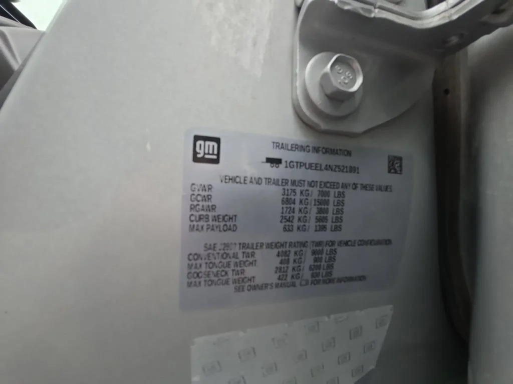 Certified Used 2022 QUICKSILVER METALLIC GMC AT4 image 25