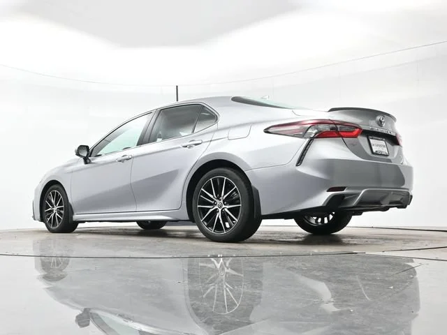 Used 2022 Celestial Silver Toyota SE image 27