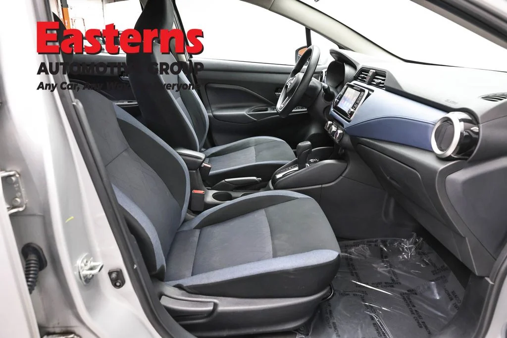 Used 2023 Silver Nissan 1.6 SV image 24