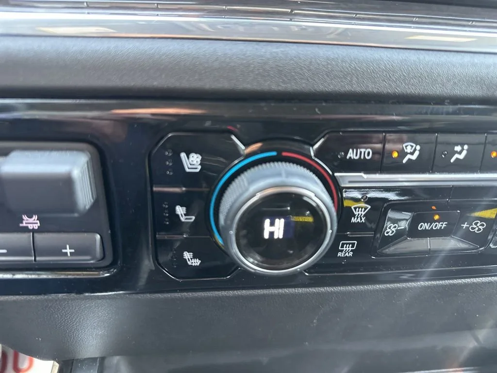 2024 Chevrolet Silverado 1500 LTZ - Photo 24