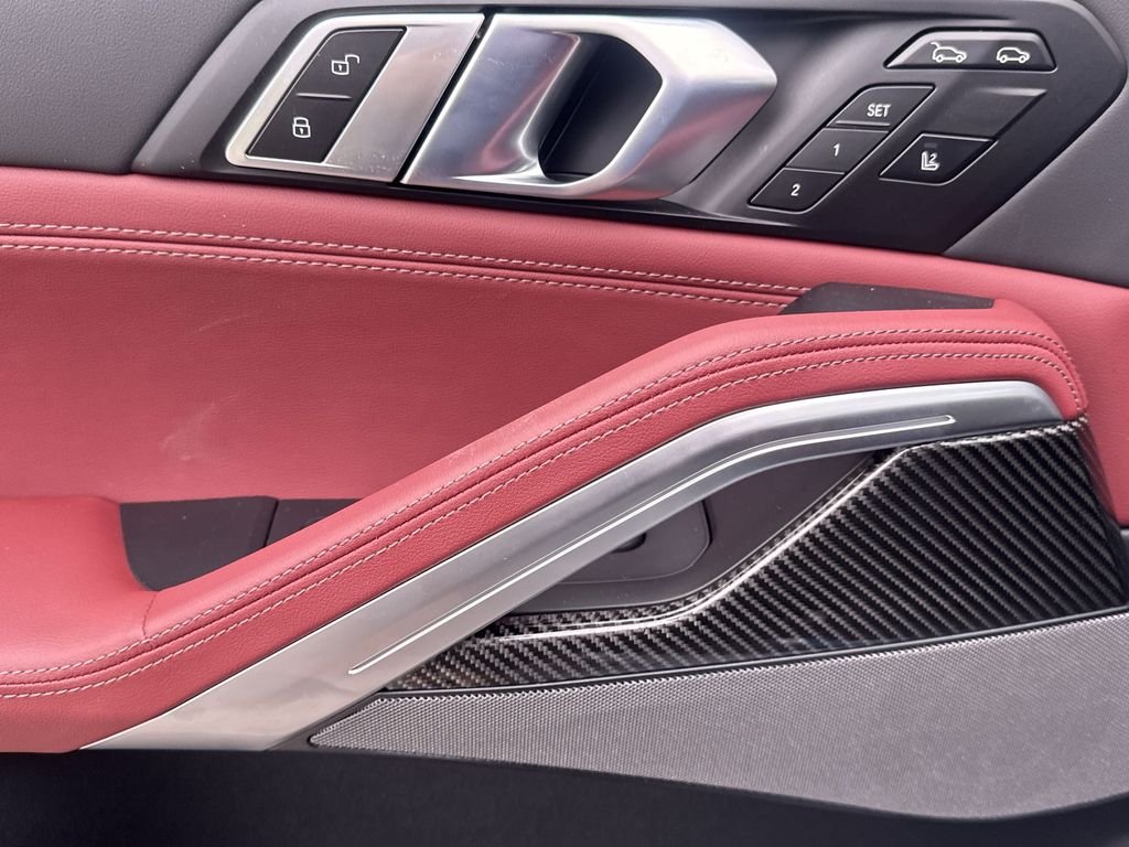 New 2027 Brooklyn Grey Metallic BMW M60i image 15
