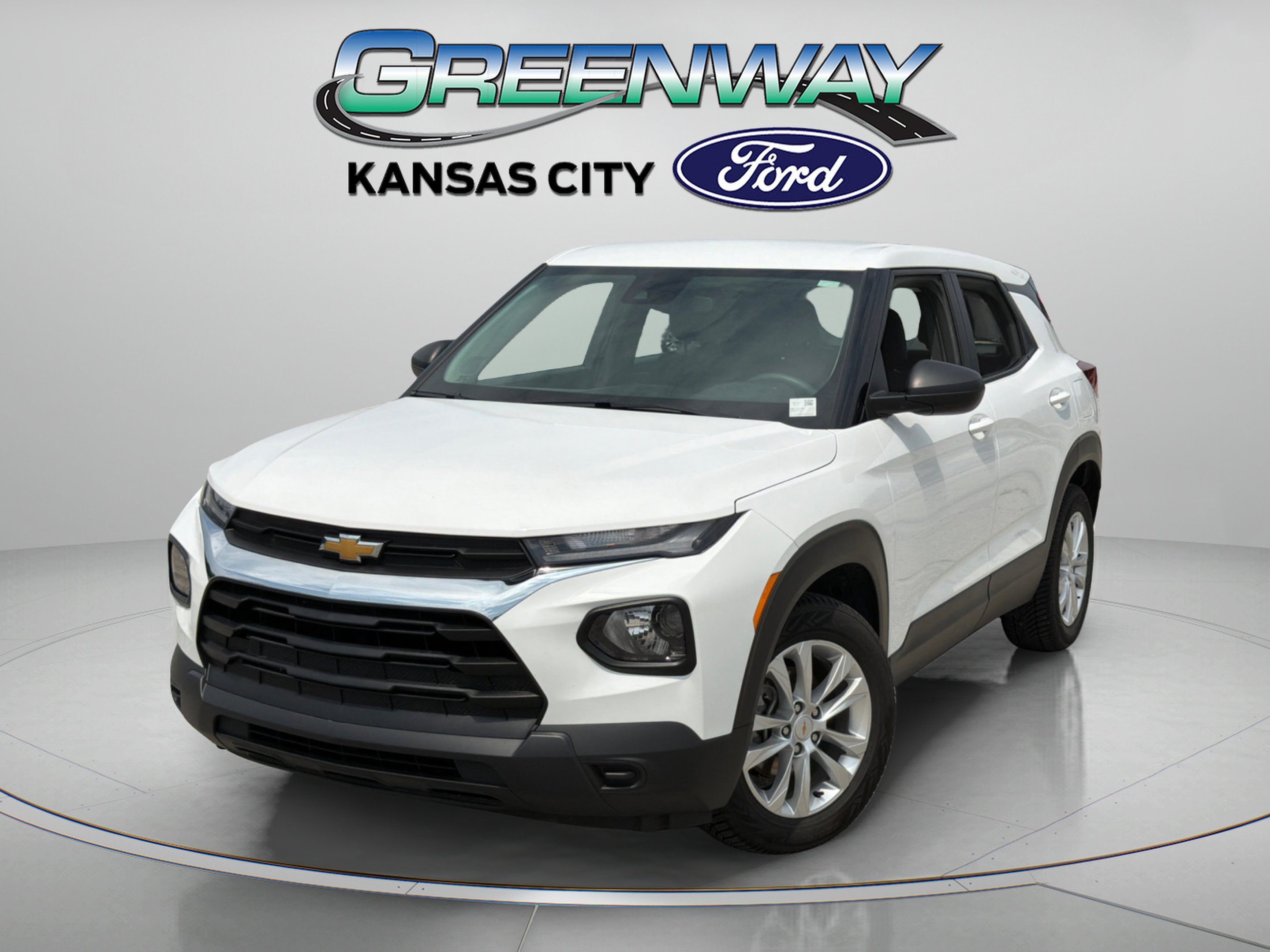 Used 2022 Summit White Chevrolet LS image 4
