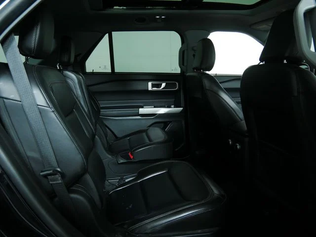 Certified Used 2021 Black Ford XLT image 15