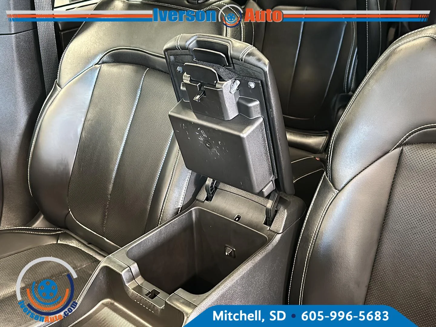 Used 2024 Baltic Gray Metallic Clearcoat Jeep Limited image 23