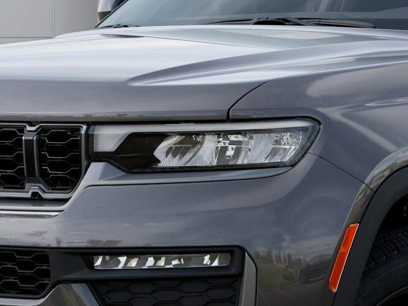 New 2026 Baltic Gray Metallic Clearcoat Jeep Limited image 10
